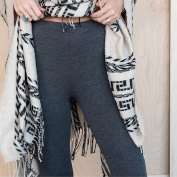 Dark gray flare raw edge stretchy pants, cut to fit, new - Picture 2 of 10